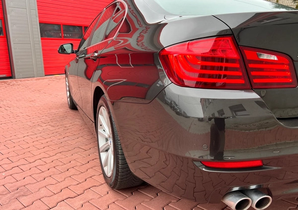 BMW Seria 5 cena 72900 przebieg: 198339, rok produkcji 2015 z Międzylesie małe 631